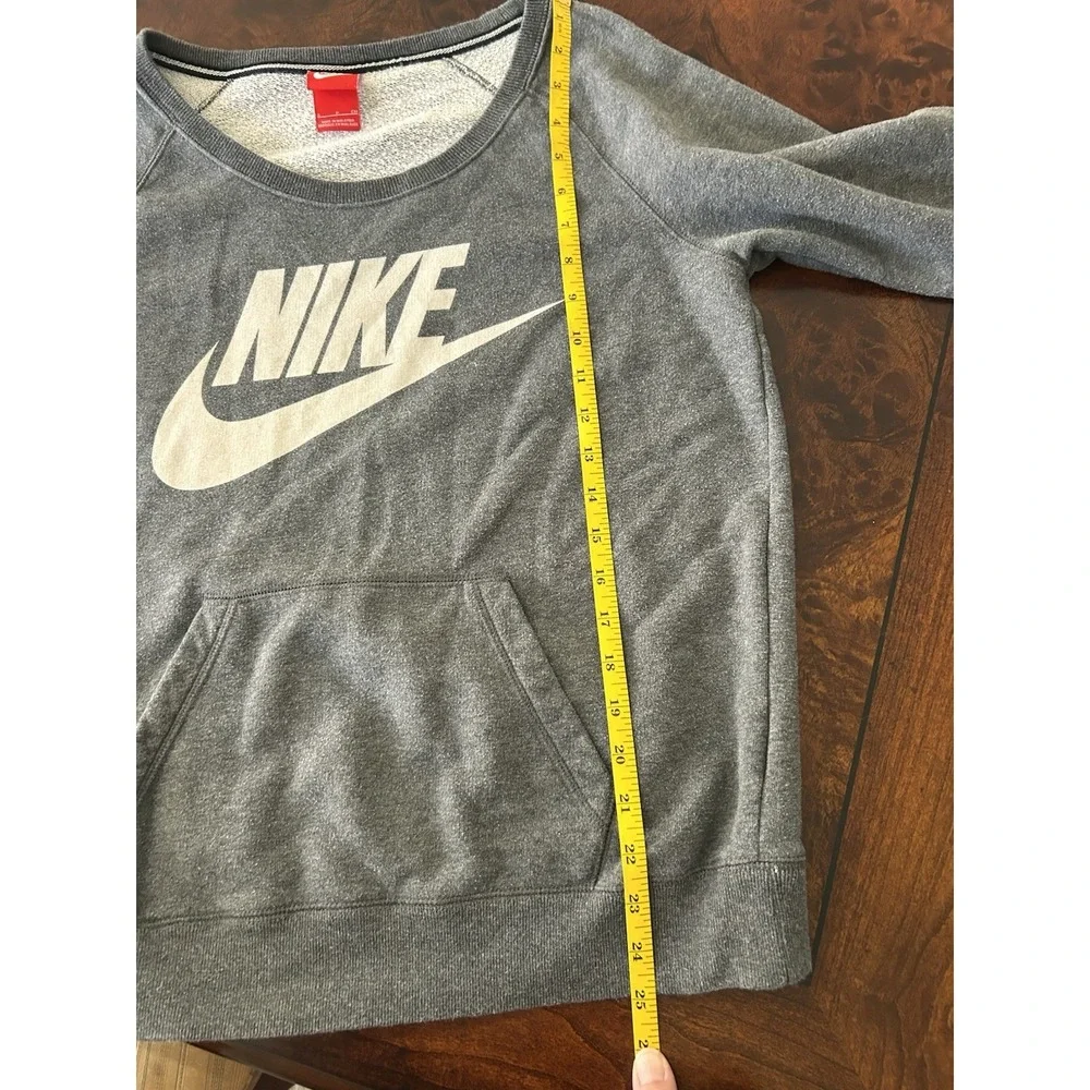 Nike women grey
